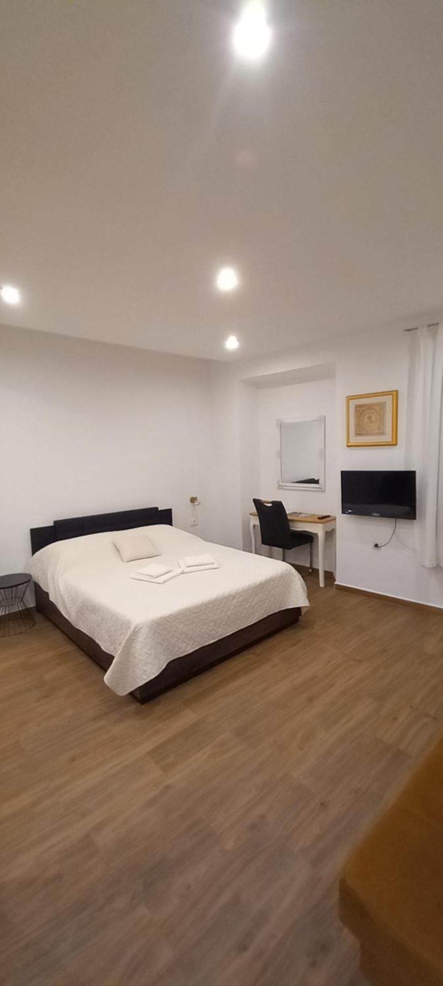 Studio Apartment Josip スプリト エクステリア 写真